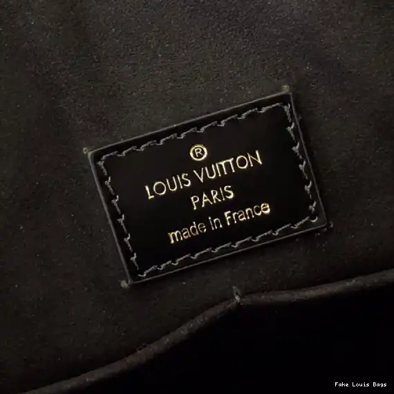 Rep ladies Louis Vuitton MINI BACKPACK LOCKME 0506